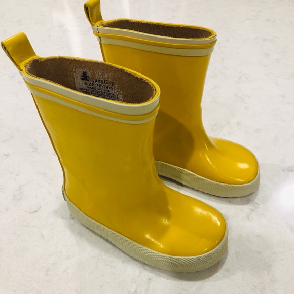 baby yellow boots
